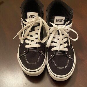 Boys size U.S. Vans Shoes - Size 2